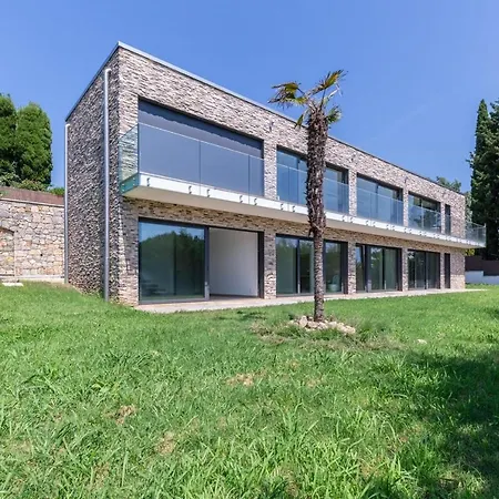 Vaneau Sublime New Contemporary 300 M2-pool-garage ! 别墅 *